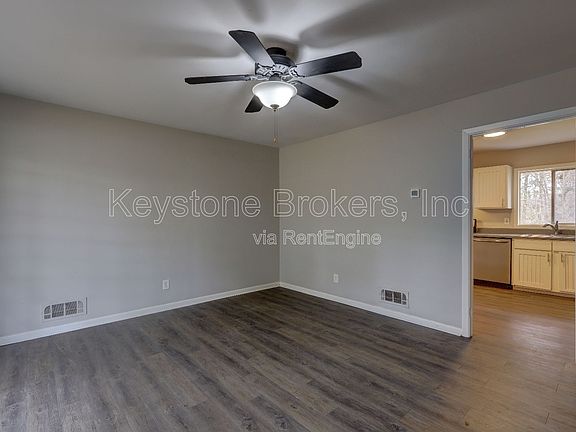 4th image of 70 Jonathan Rd