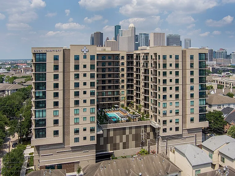 Pearl Rosemont — Photo 44