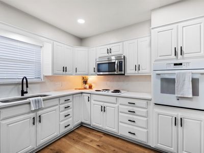 8124 Herndon Dr, Benbrook, TX, 76116