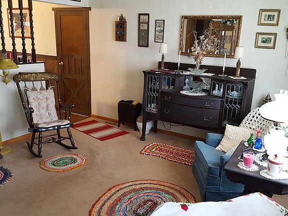 3rd image of 1036 Mystic Ln N