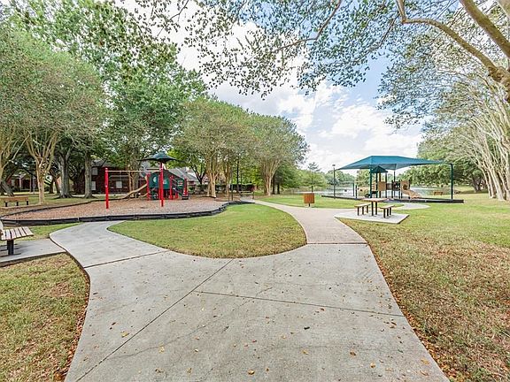 5th image of 3123 Waters Way Dr