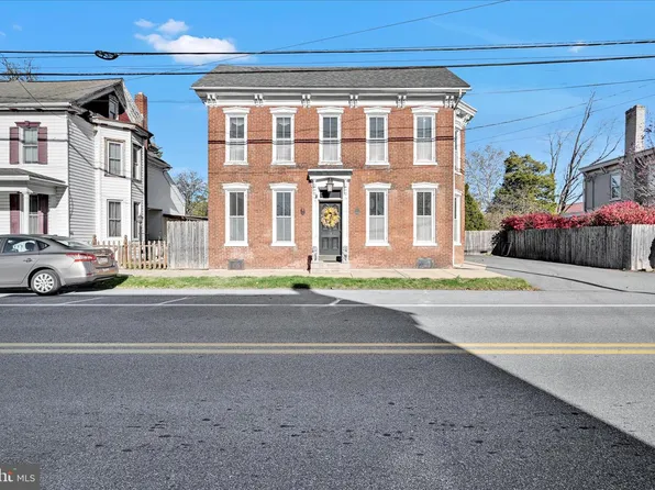 18 S River St, Maytown, PA 17550