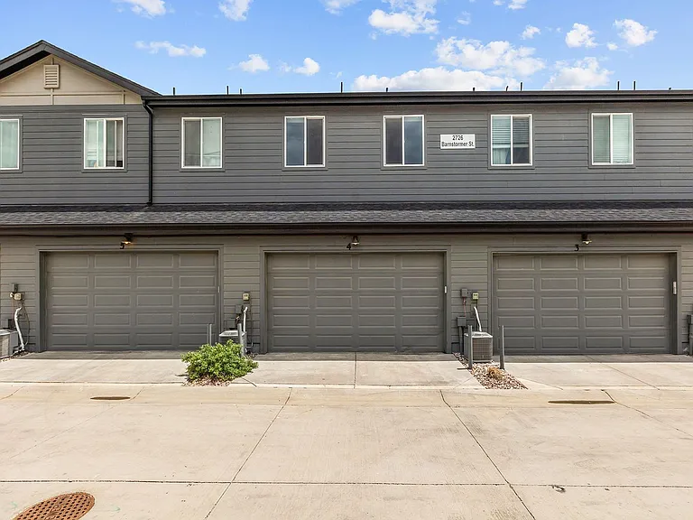 2726 Barnstormer St #4 — Photo 22