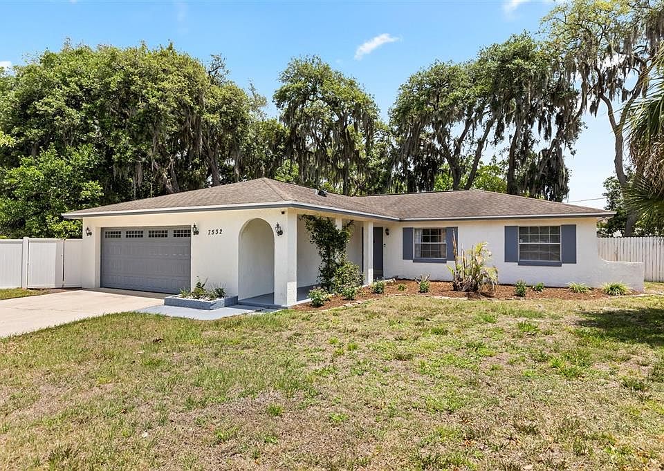 1st image of 7532 AZUREBROOK COURT