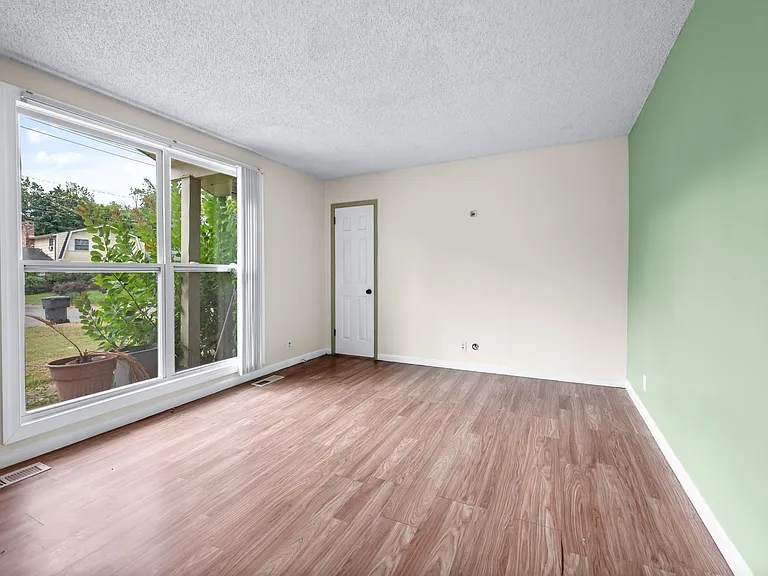5409 Country Dr — Photo 5