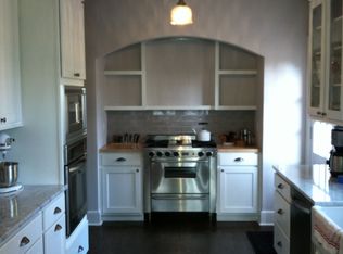 1952 Shades Crest Rd, Birmingham, AL 35216