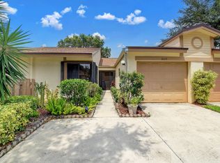 8079 Hiddenview Ter, Boca Raton, FL 33496