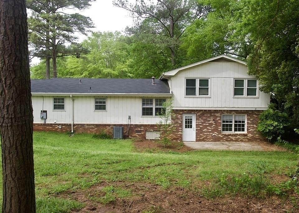 1st image of 899 Sugar Creek Dr SE