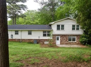 899 Sugar Creek Dr SE, Conyers, GA 30094