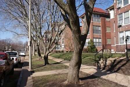 2nd image of 5667 Waterman Blvd APT 2N