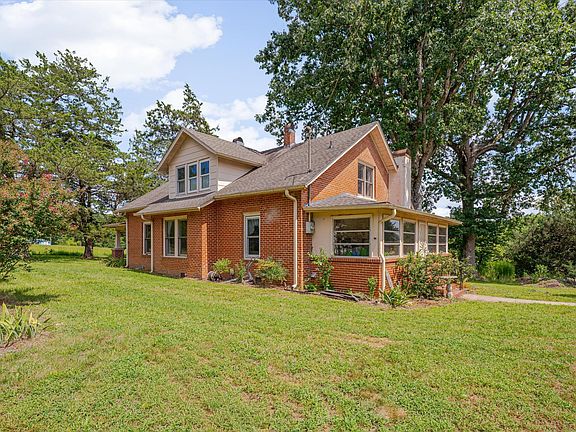 4th image of 3795 Graham Sherron Rd