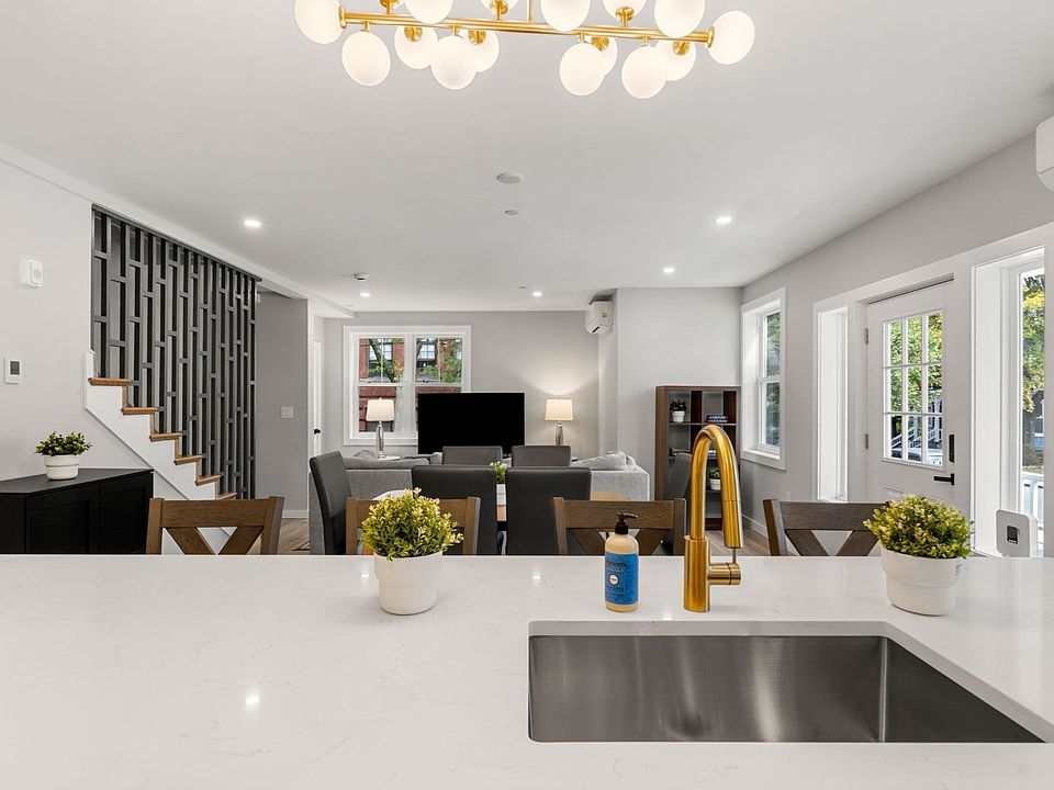 1st image of 59 Perrin St #1