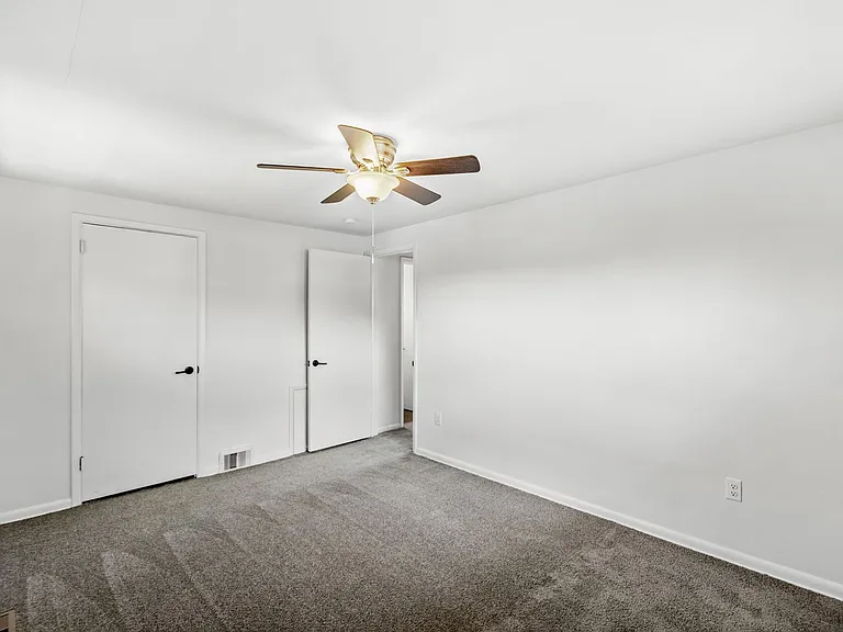349 Virginia Ave — Photo 12