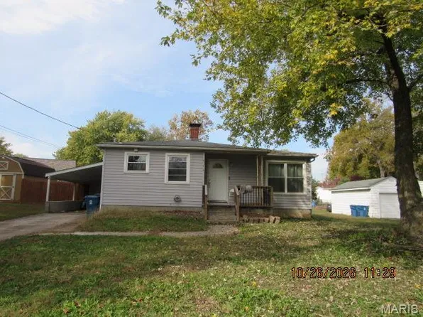1910 Burling Dr, Alton, IL 62002