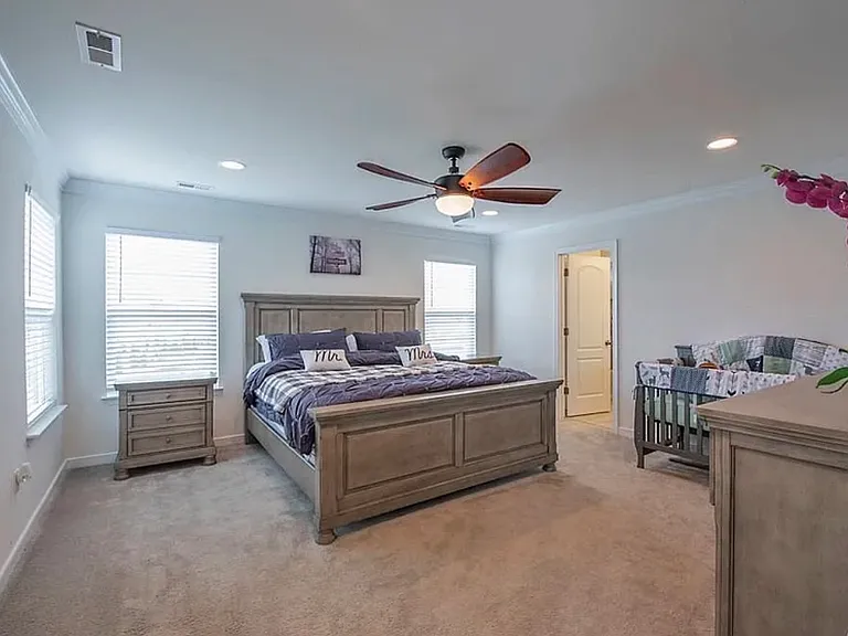 18400 Twin Falls Ln — Photo 7