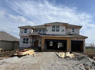 15561 W 166th St, Olathe, KS 66062