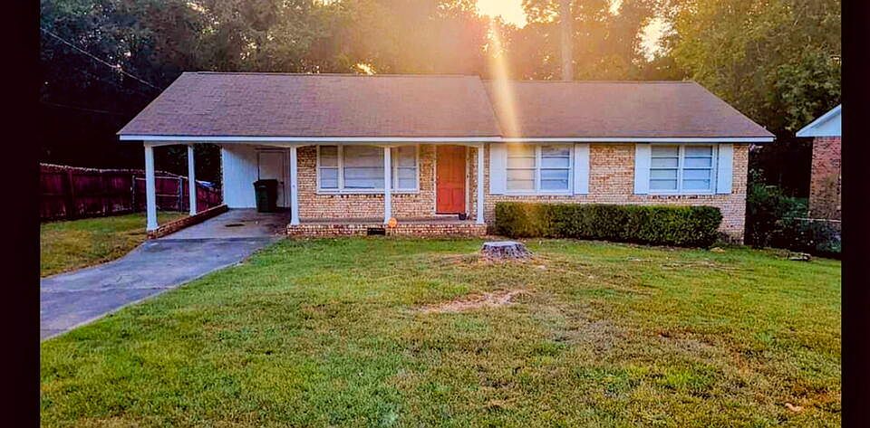 1st image of 731 Southern Pines Dr