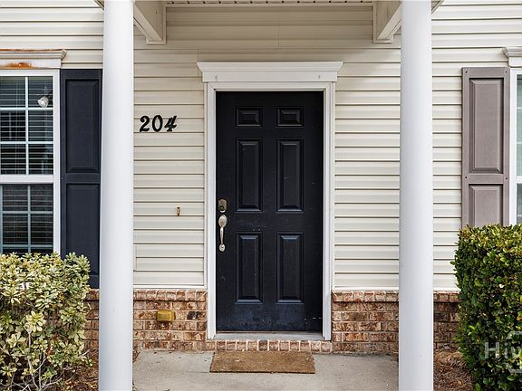 3rd image of 204 Opus Court