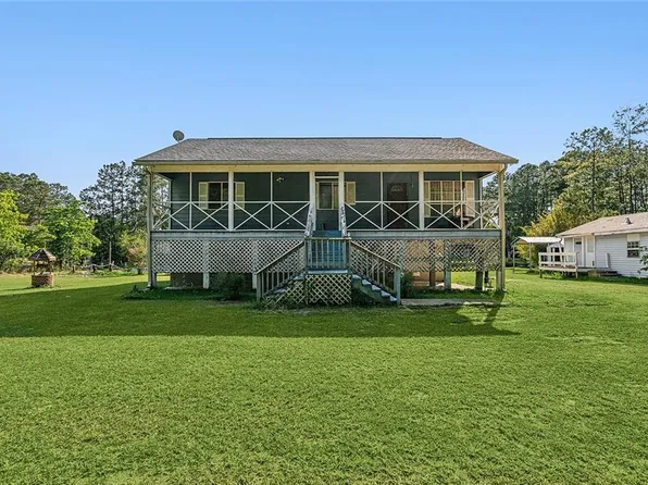 28142 Maria Dr, Lacombe, LA 70445