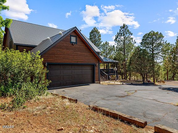 3rd image of 2789 Doolittle Cir