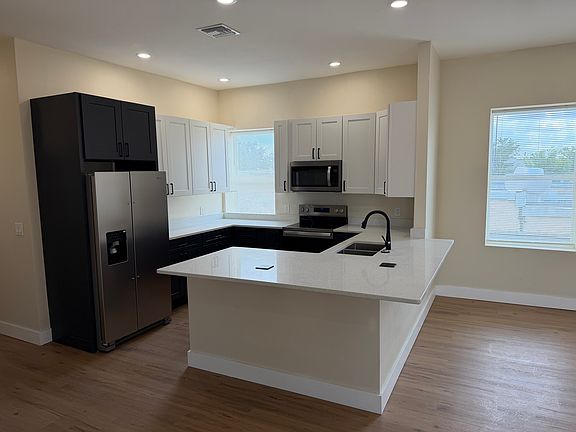 5th image of 32 E Main St #B