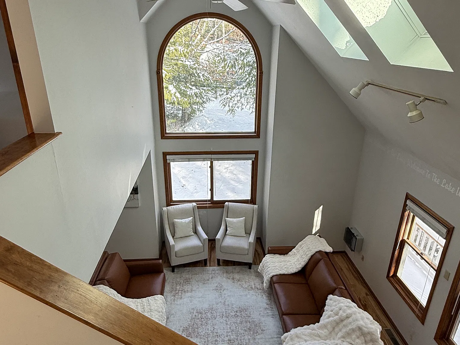 2 bed, 2288 sqft, $2,408 — Photo 2