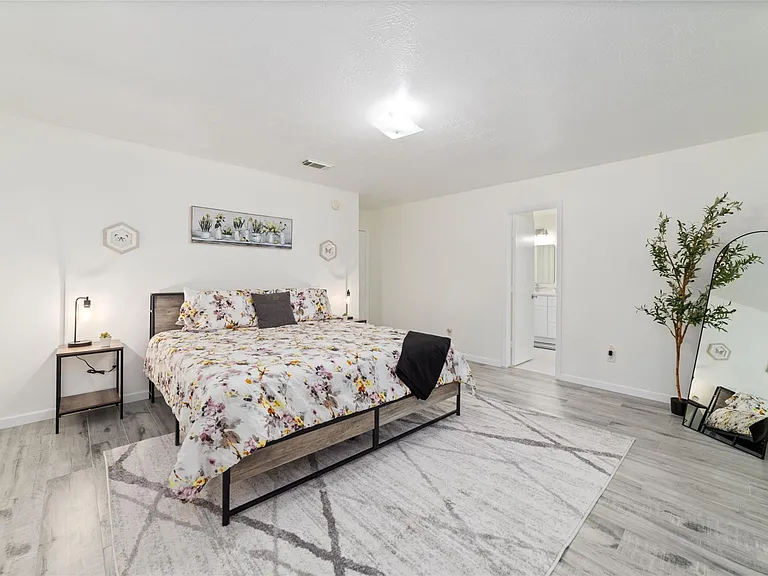 3511 Colleen Woods Cir — Photo 8