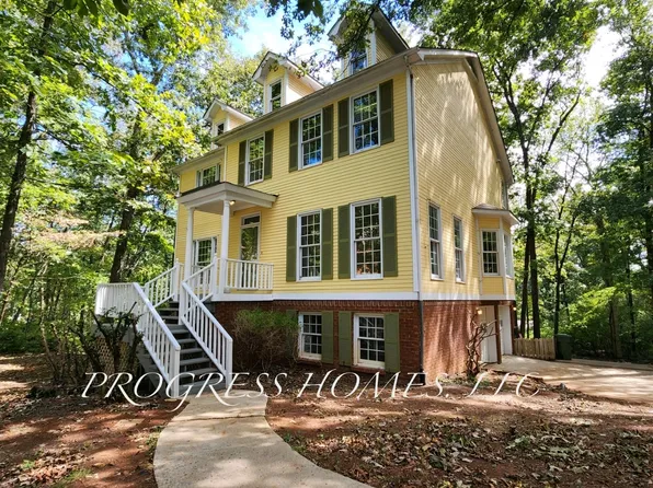 2010 Great Hills Dr NE, Huntsville, AL 35811