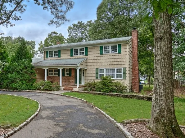 65 Ivy Ln, Bridgewater Twp., NJ 08807