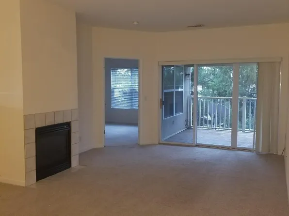 N113W16241 Sylvan Cir Unit 204, Germantown, WI 53022