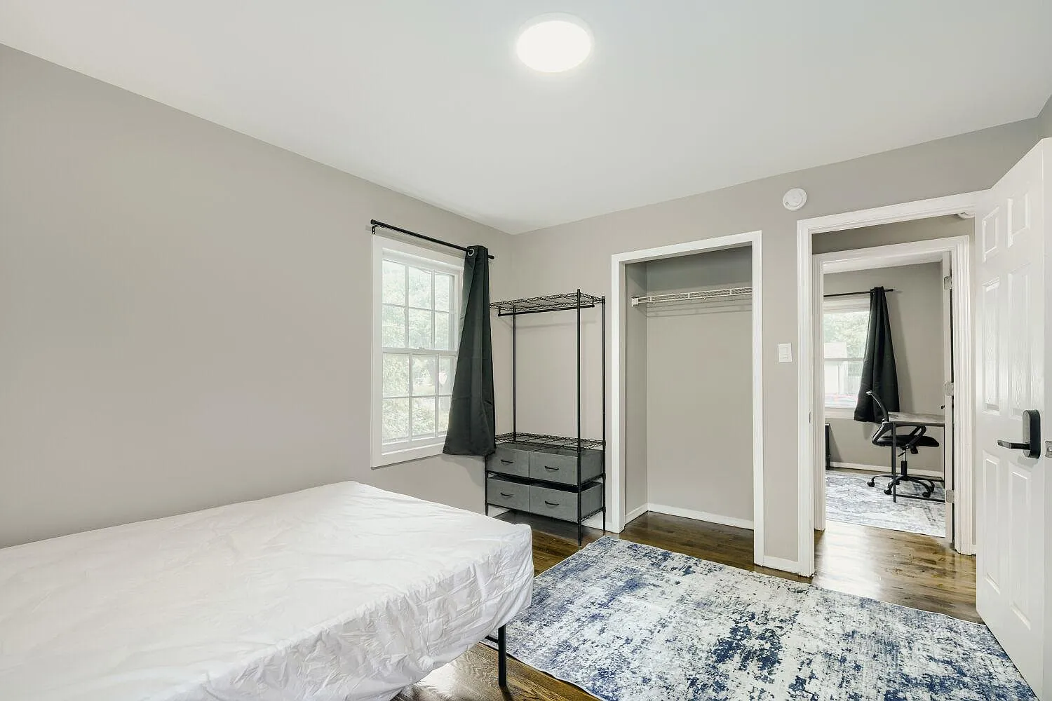 4 bed, 2.0 bath, 1653 sqft, $1,070 — Photo 2