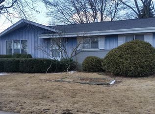 1661 1st Ave, Grafton, WI 53024