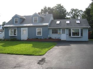 1016 Roberta Rd, Schenectady, NY 12303