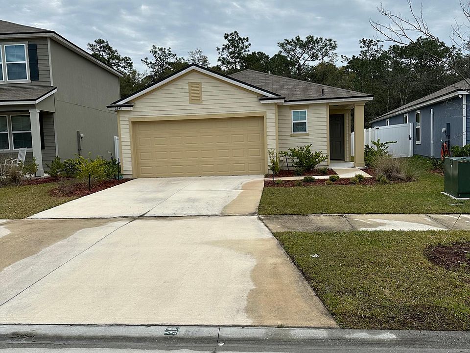 1st image of 2542 Oak Stream Dr