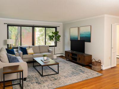 9 Concord St APT C2, West Hartford, CT, 06119