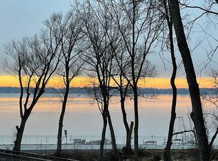 21117 Diamond Harbor Ct, Cassopolis, MI 49031