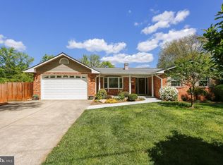 11805 Kim Pl, Potomac, MD 20854