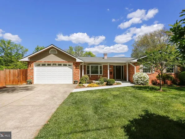 11805 Kim Pl, Potomac, MD 20854