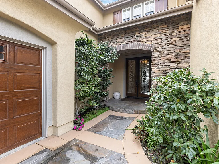 414 Camino Bandera — Photo 4
