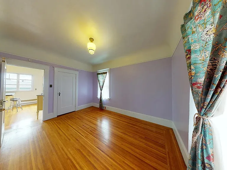 1226 Fountain St — Photo 6