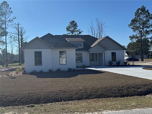 3rd image of 93 Silver Bluff Dr