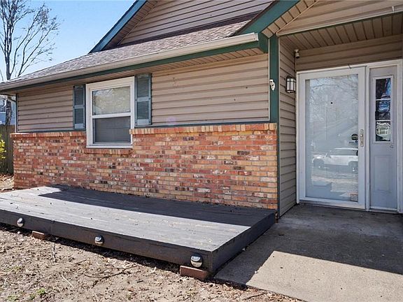4th image of 1605 E 21st Pl