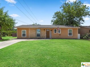 1520 Lorelei Ln, New Braunfels, TX 78130