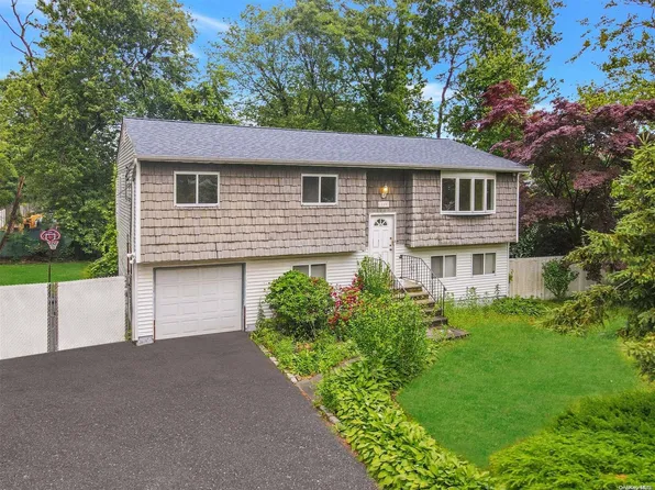 119 S 28th Street, Wyandanch, NY 11798