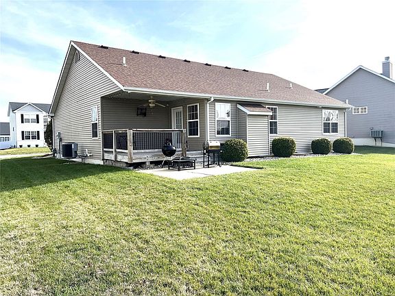 3rd image of 3021 Huntsville Dr