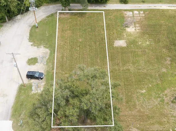 1 10th Ave, Leavenworth, KS 66048