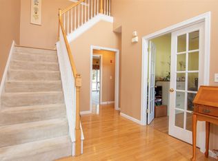 414 Raymond Rd, Plymouth, MA 02360