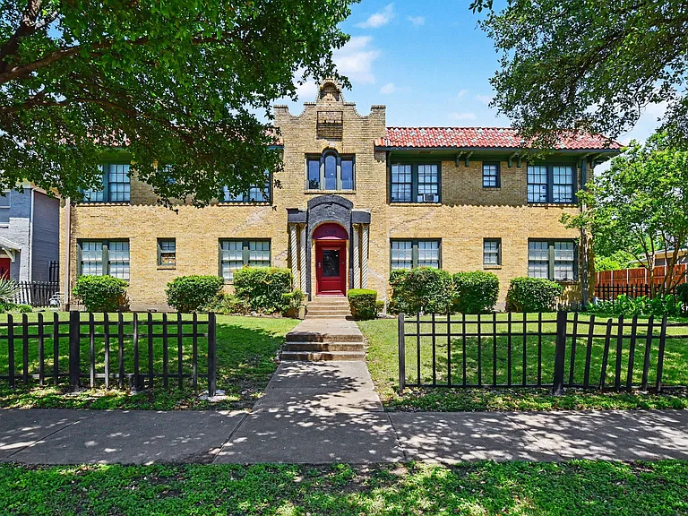4515 Swiss Ave — Photo 16