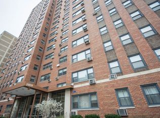 2900 N Sheridan Rd #1301, Chicago, IL 60657