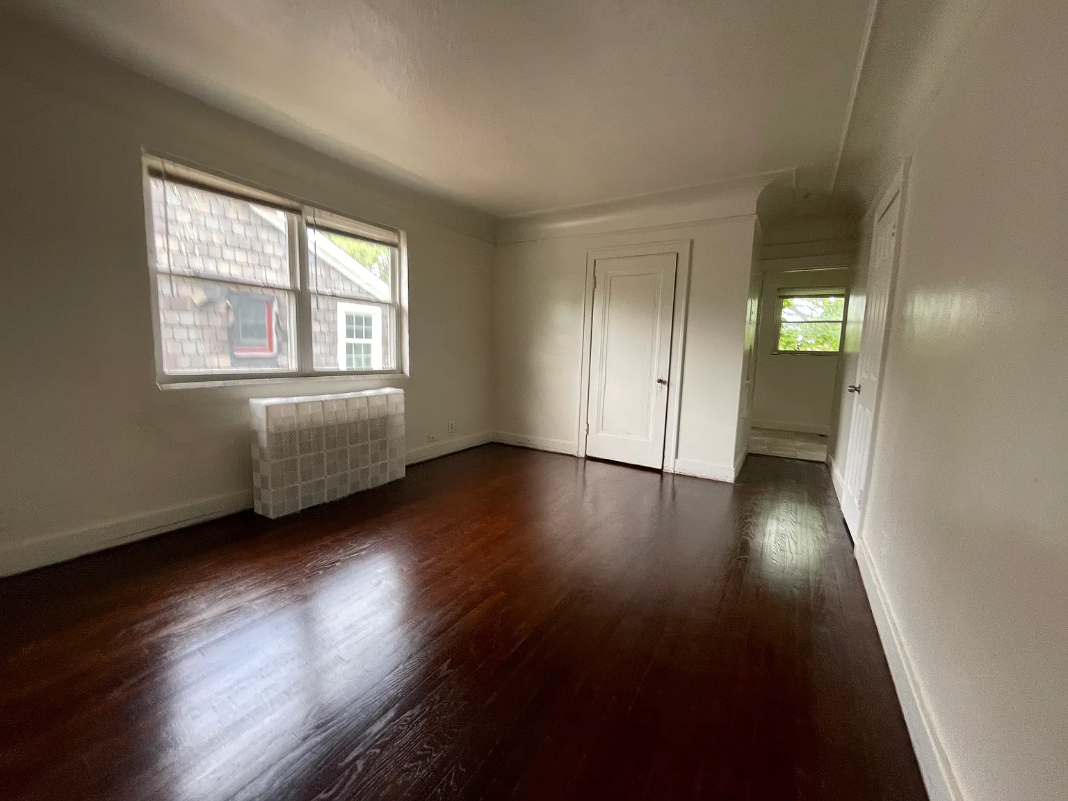 5920 Nottingham Rd — Photo 2